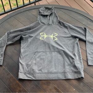 Under Armor Long Sleeve hooded shirt- Men’s Small